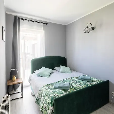 Stare Zoo Zajezdnia * Poznan