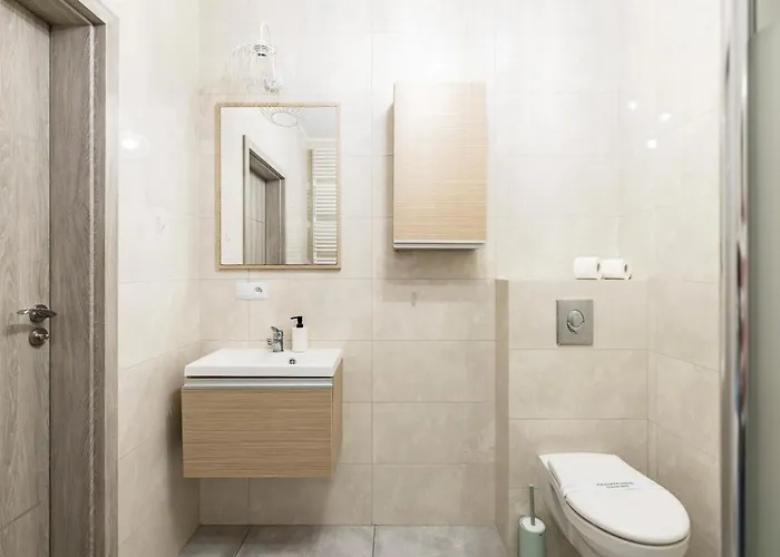 Stare Zoo Zajezdnia *