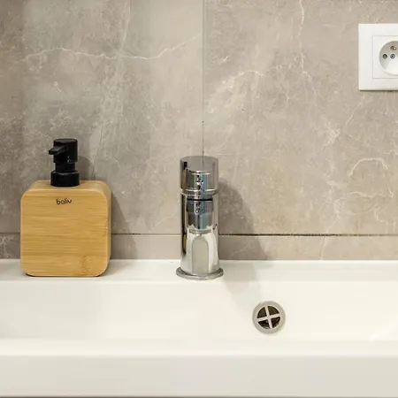 Apartman Stare Zoo Zajezdnia *