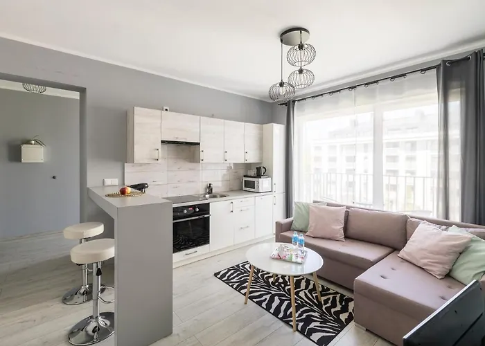 Stare Zoo Zajezdnia *